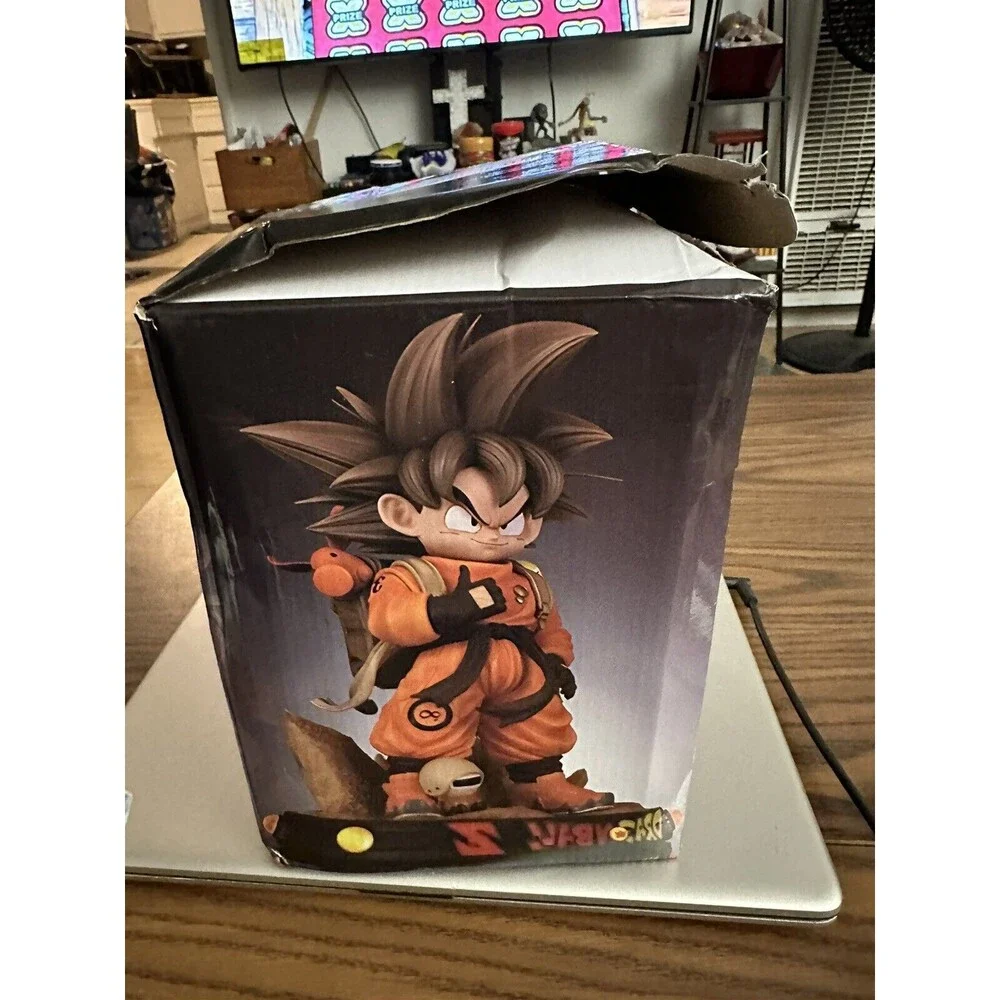 Kid Goku Q Version Dragon Ball Z, 7 Inches Plus Base, Extra Head Box Damage